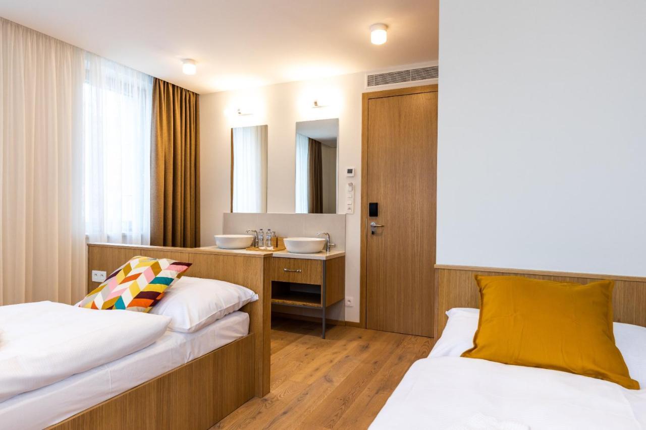Raj Zdravia Hotel บราติสลาวา ภายนอก รูปภาพ